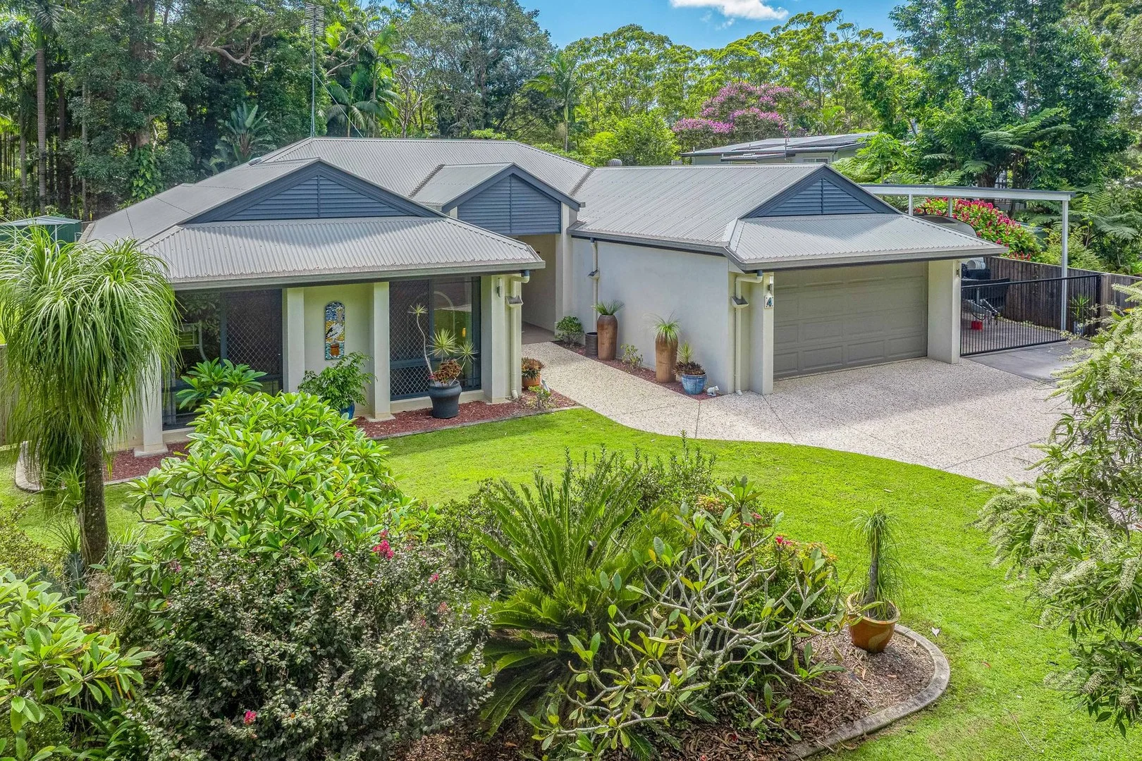 4 The Parkway Place, Mapleton QLD 4560