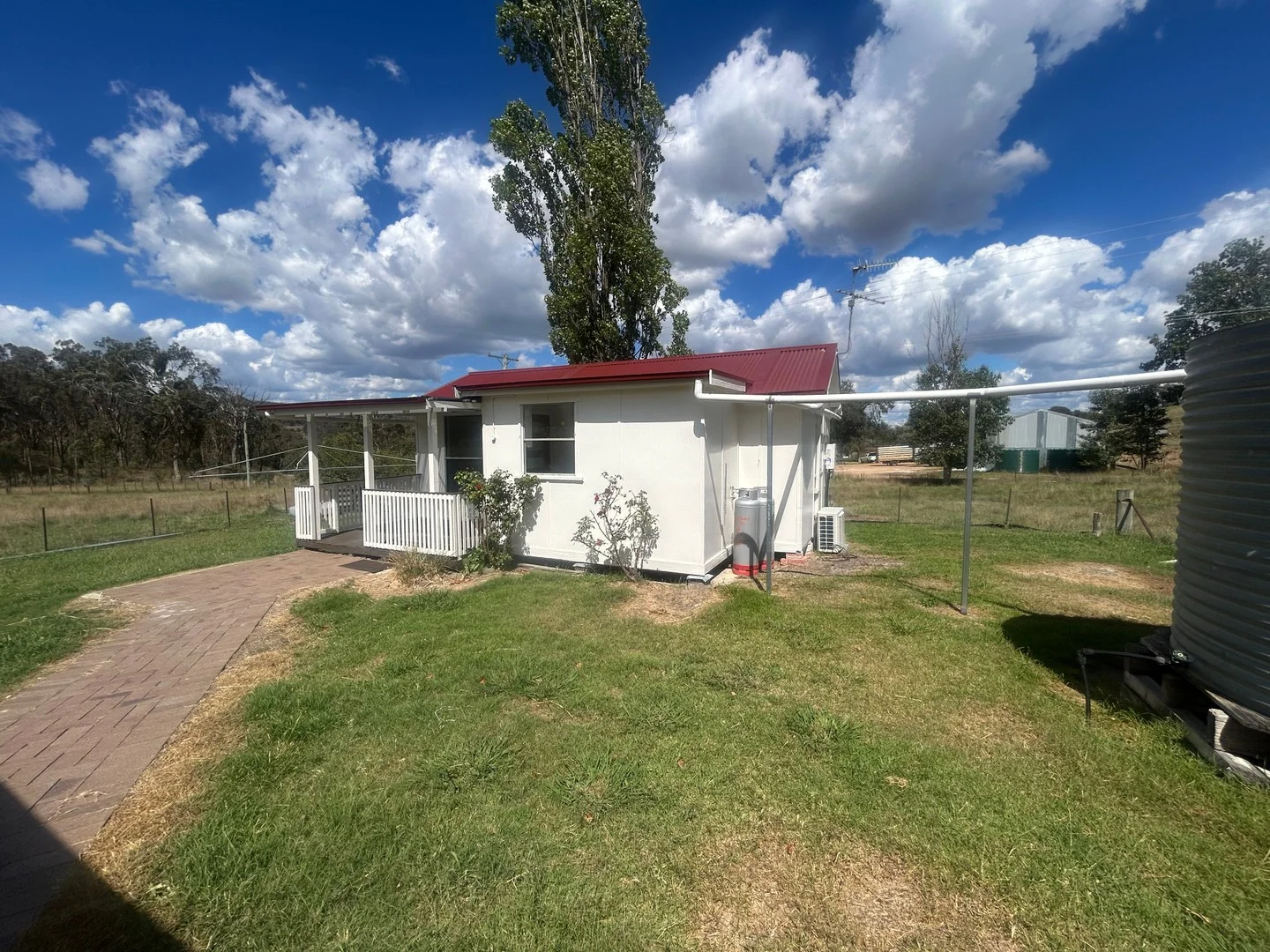 2/12029 New England Highway, Black Mountain NSW 2365