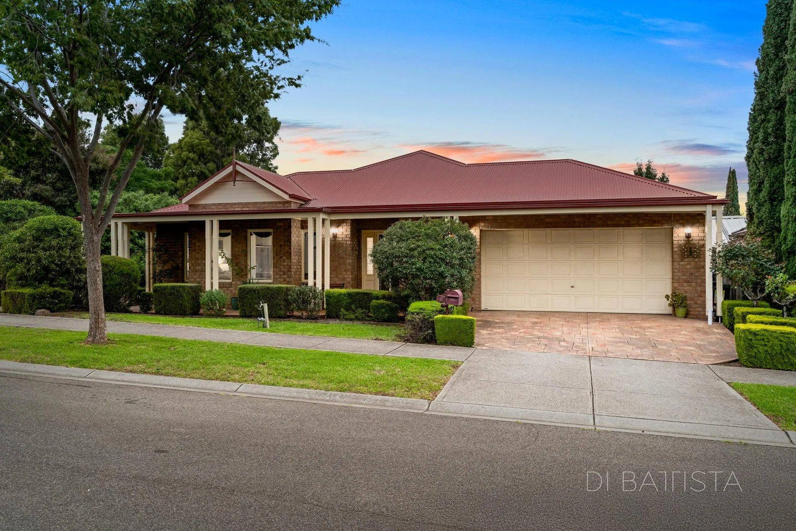 18 Beechville Place, Craigieburn VIC 3064