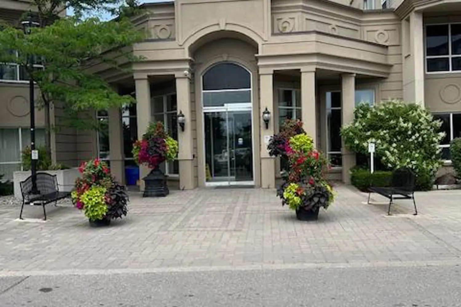 Additional image 2 of 2 Maison Parc Court 403