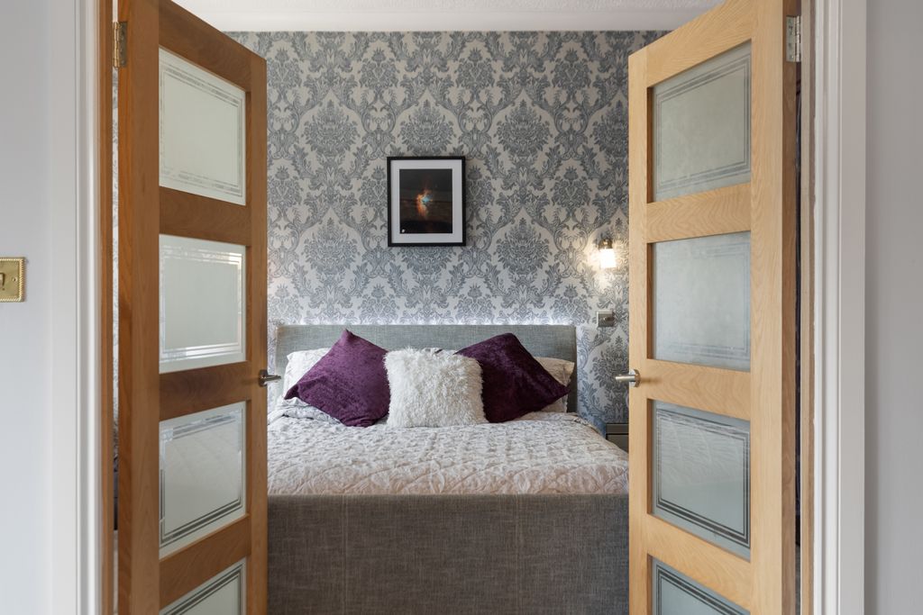 Additional image 11 of 2 bed flat for saleMain Street, Jamestown G83