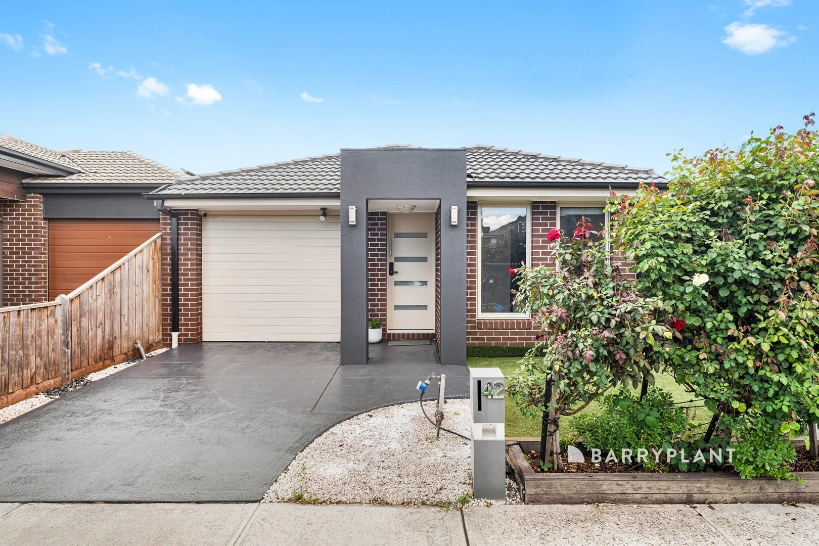 42 Troups Creek Promenade, Narre Warren VIC 3805