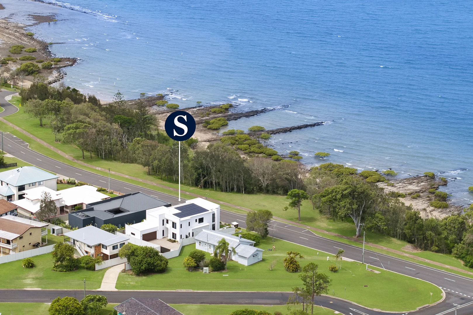 Additional image 4 of 108 Esplanade, Point Vernon QLD 4655