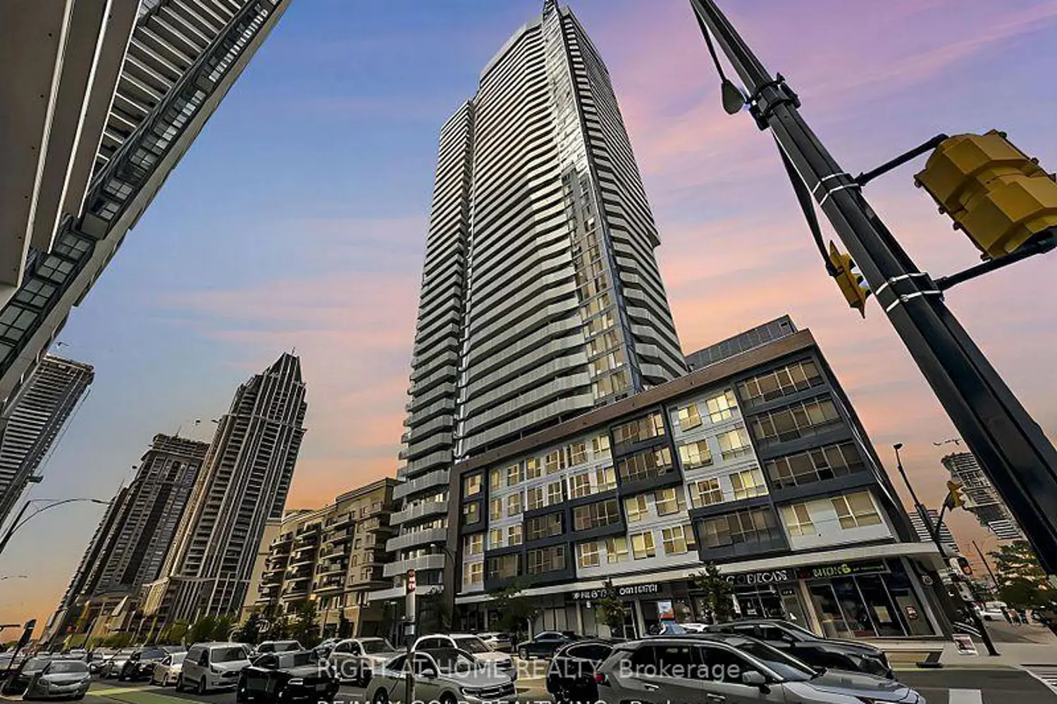 4065 Confederation Parkway 1008