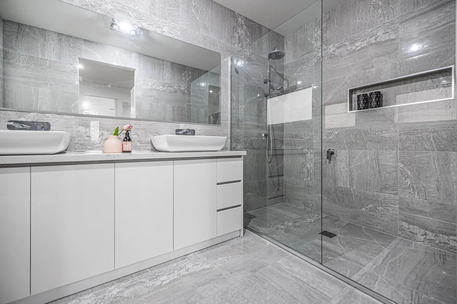 Additional image 10 of 14 Oakbank Grove, Pascoe Vale VIC 3044
