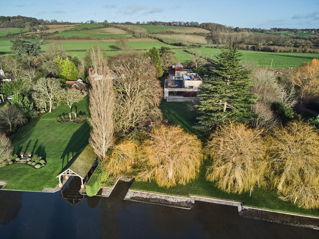 Additional image 41 of 6 bed detached house for salePheasants, Pheasants Henley-On-Thames, Oxfordshire RG9