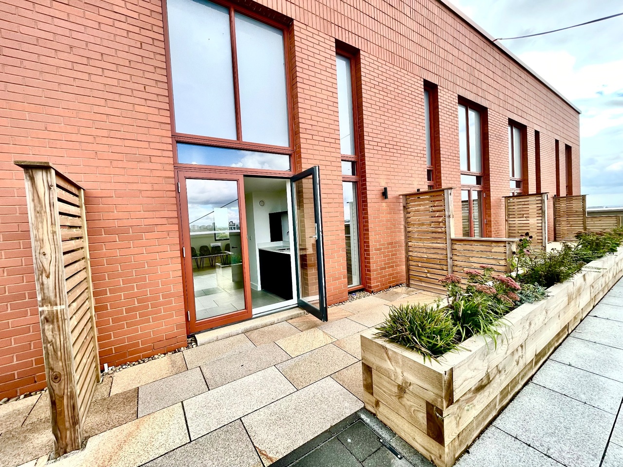 Additional image 29 of 3 Bed Flat, Spinners Way, M15, N1 7GU