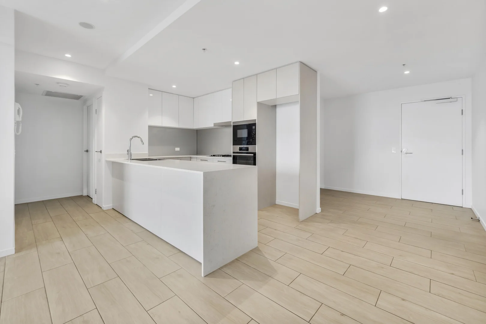 Additional image 4 of 808/95 Linton Street, Kangaroo Point QLD 4169