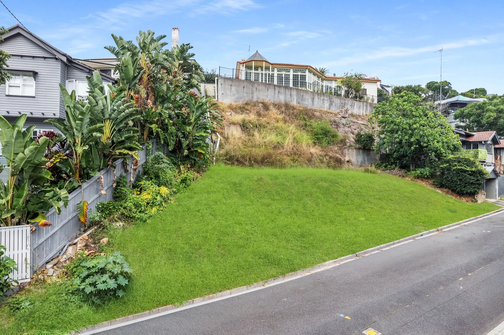 12 Arran Avenue, Hamilton QLD 4007