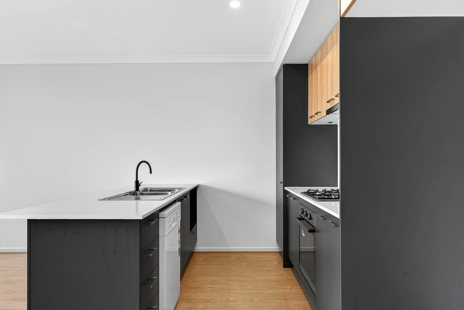 Additional image 2 of 10 Pretty Walk, Fraser Rise VIC 3336