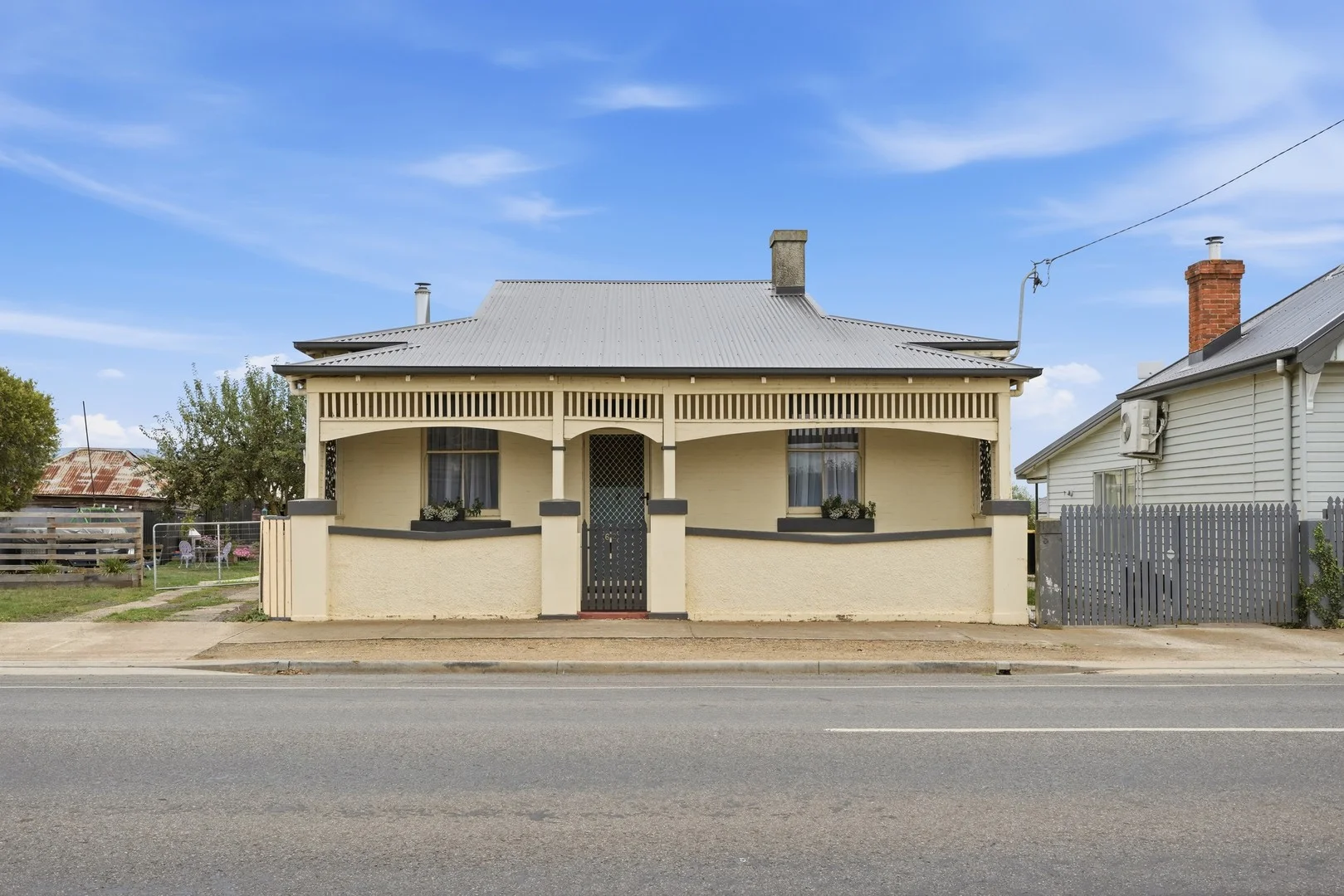 62 Main Street, Cressy TAS 7302