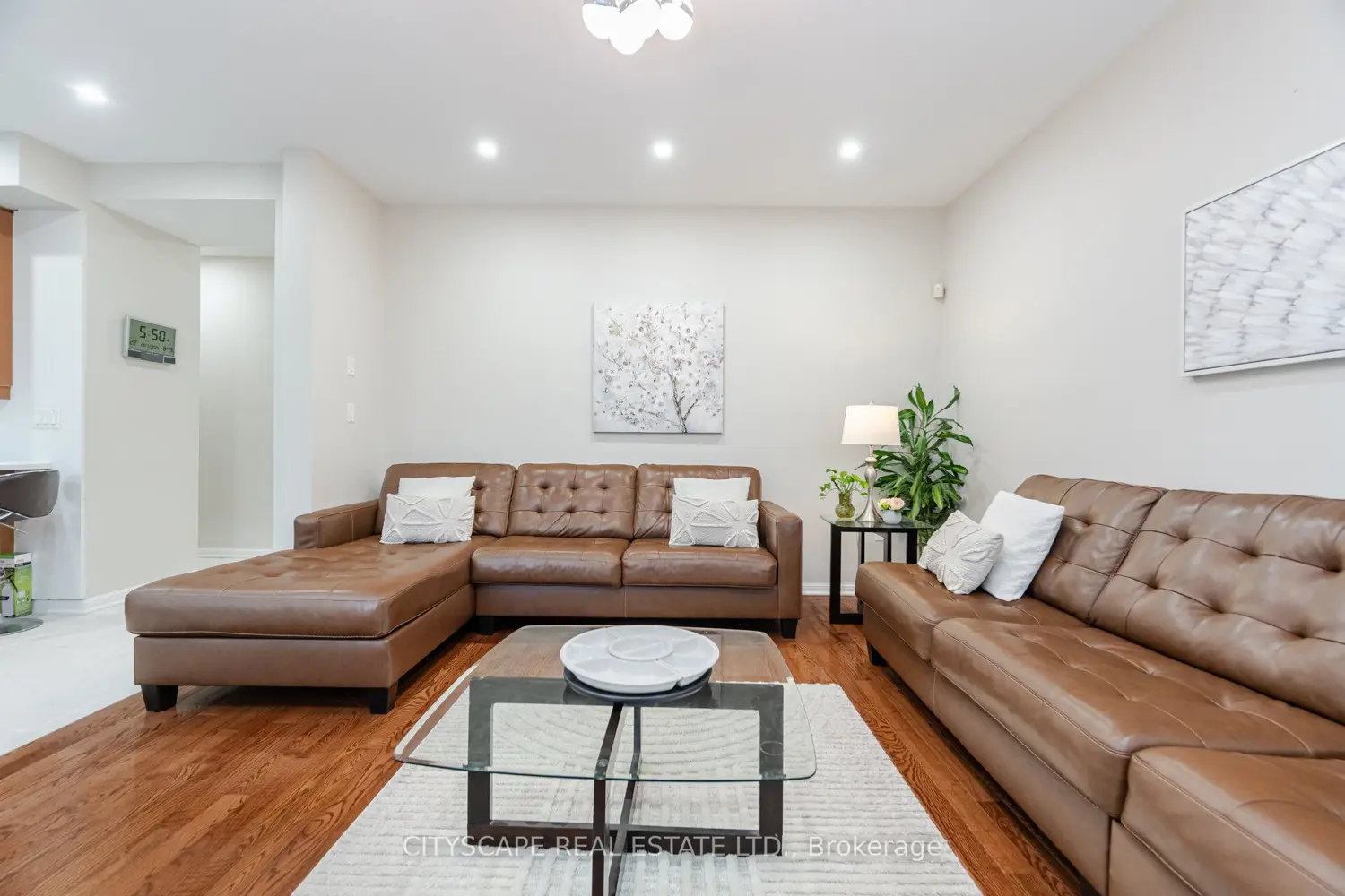 Additional image 19 of 170 Fennamore Terrace