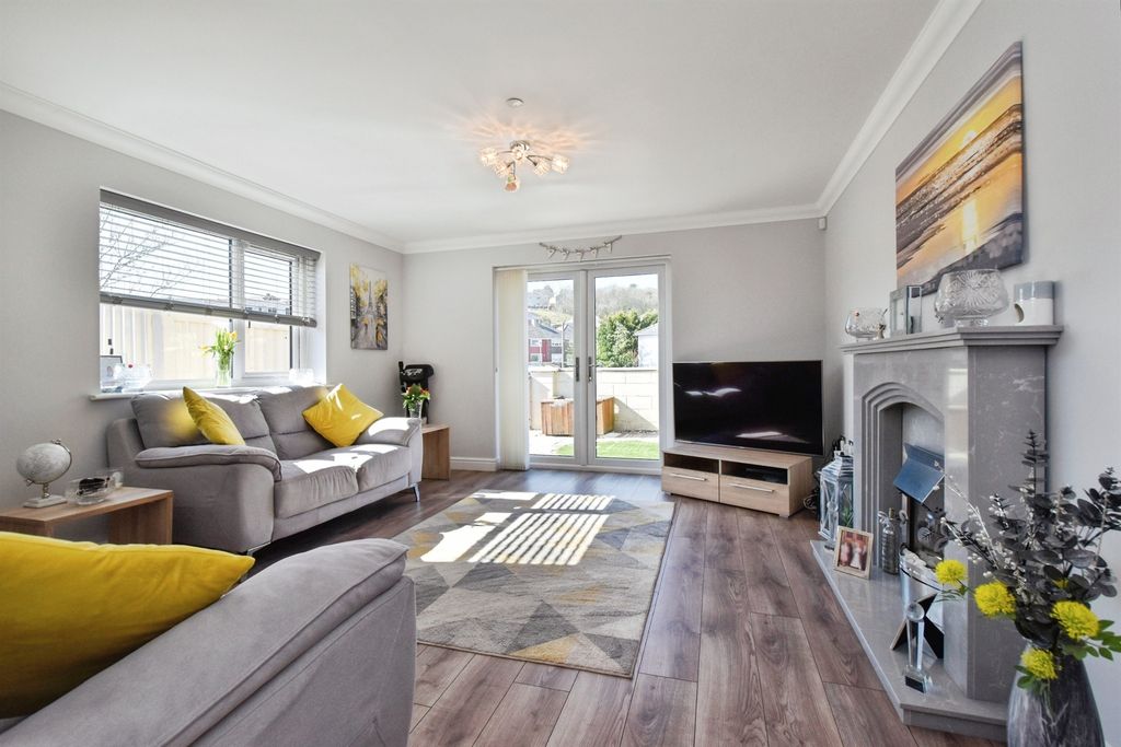 Additional image 3 of 3 bed bungalow for saleQueen Victoria Street, Tredegar NP22