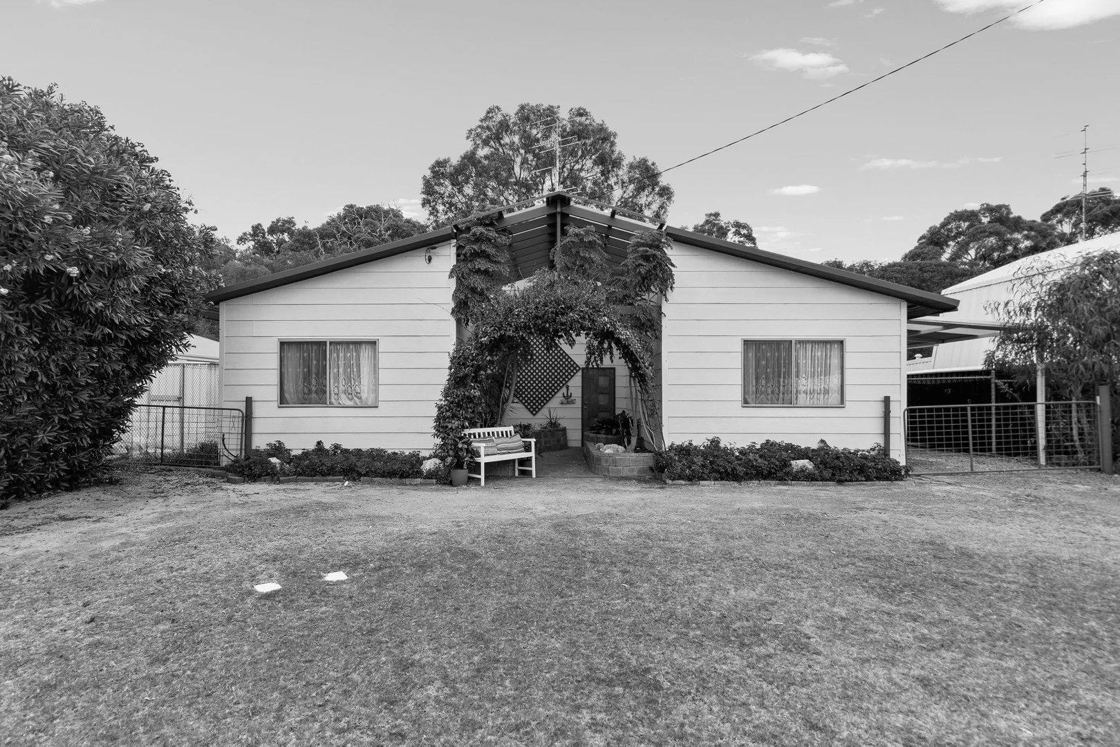 42 Fairway Terrace, Preston Beach WA 6215
