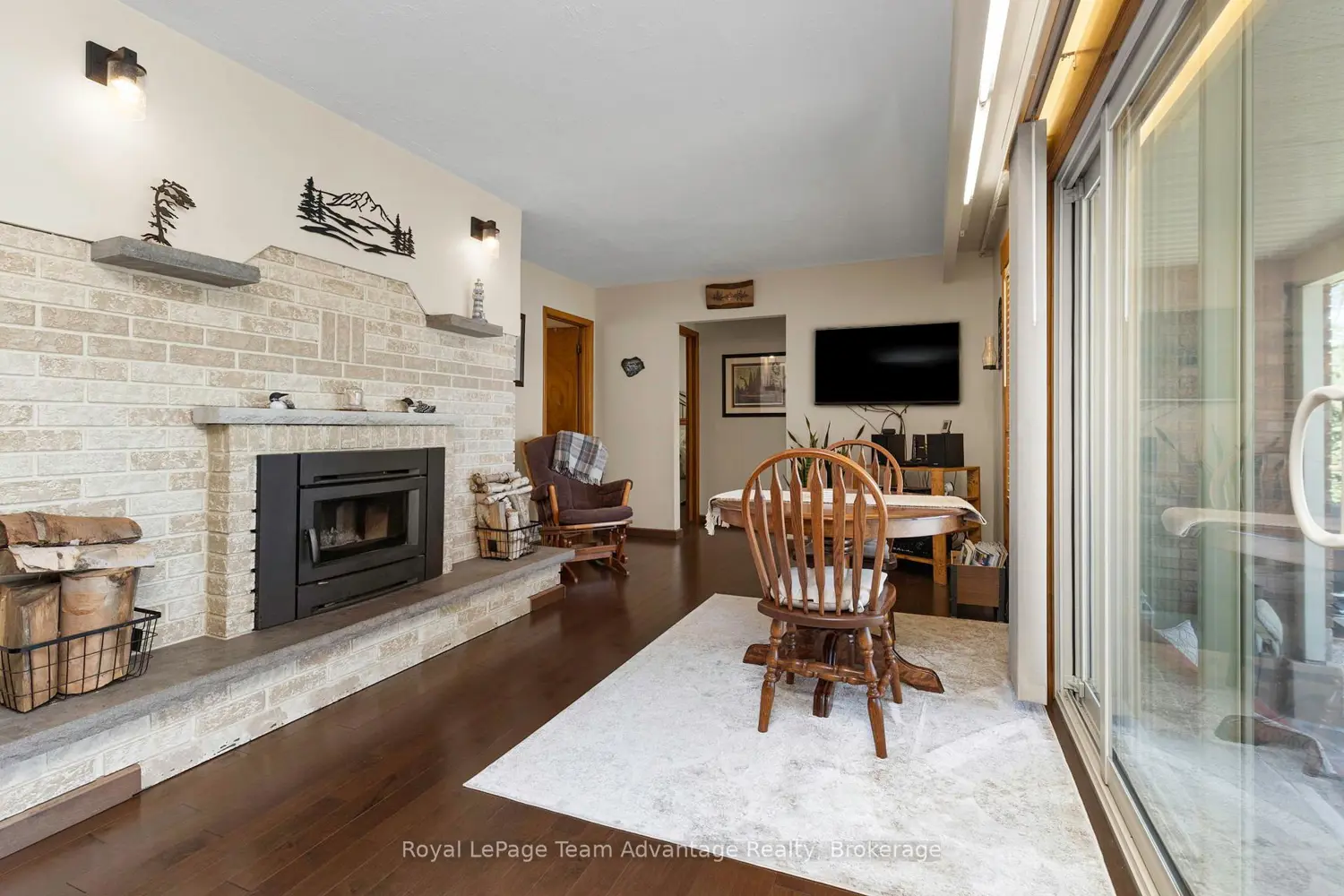 18 Pine Valley Drive photo 4
