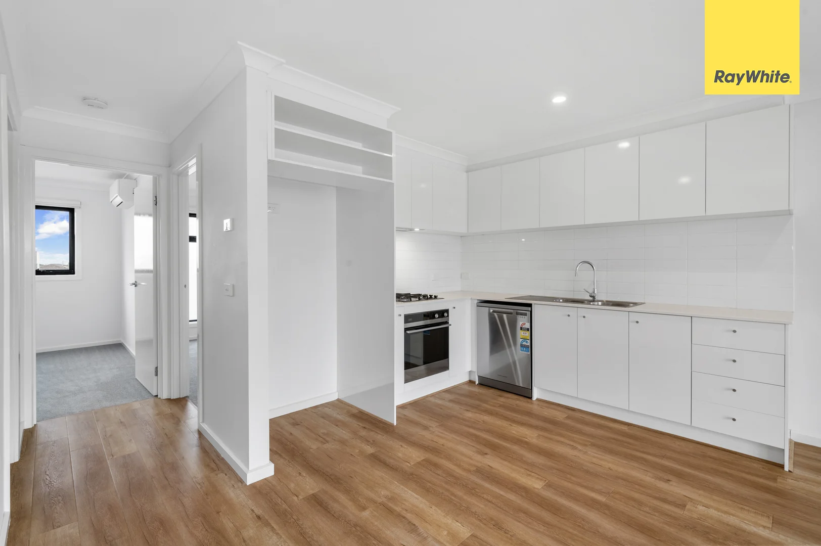 Additional image 4 of 24 Odsal Walk, Strathtulloh VIC 3338