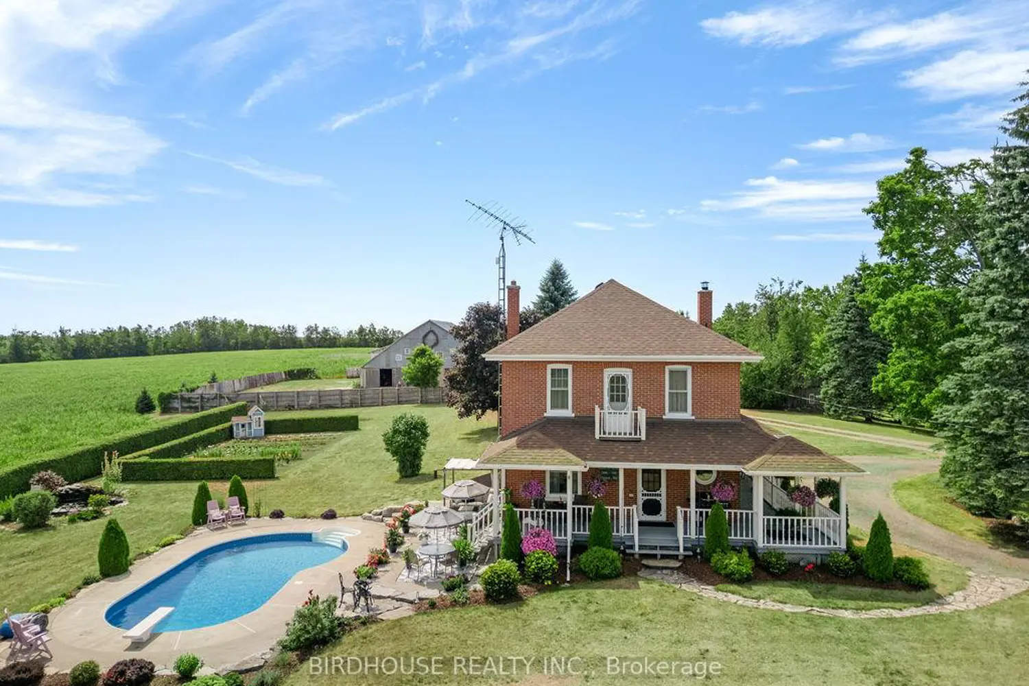 277 Sandhills Road photo 2