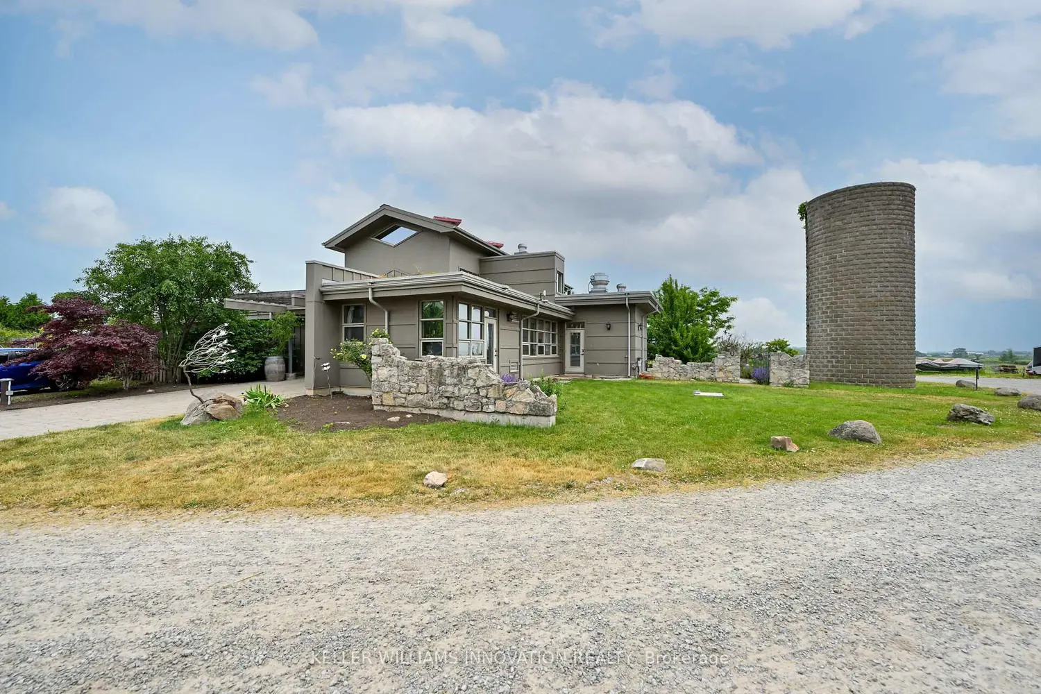 Additional image 5 of 3749 Walker Road