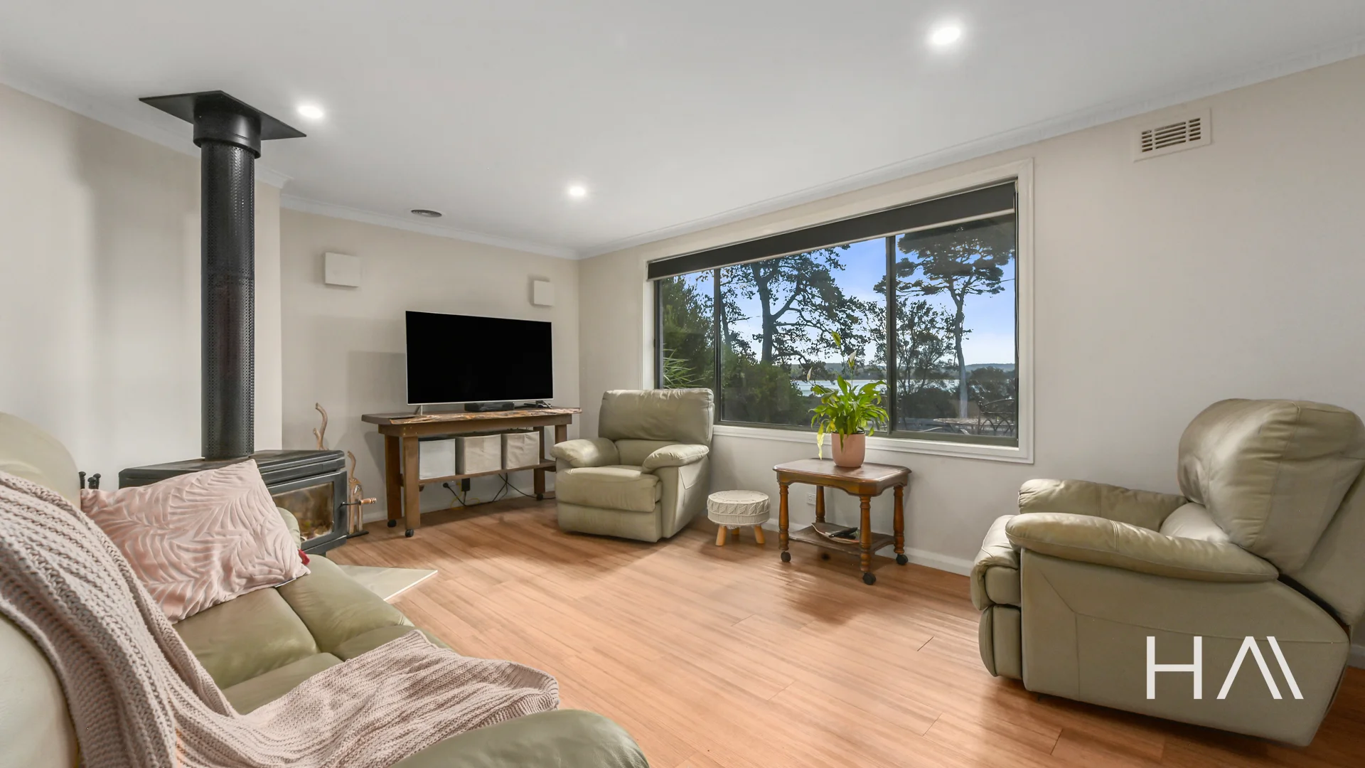 Additional image 10 of 910 Windermere Road, Swan Bay TAS 7252