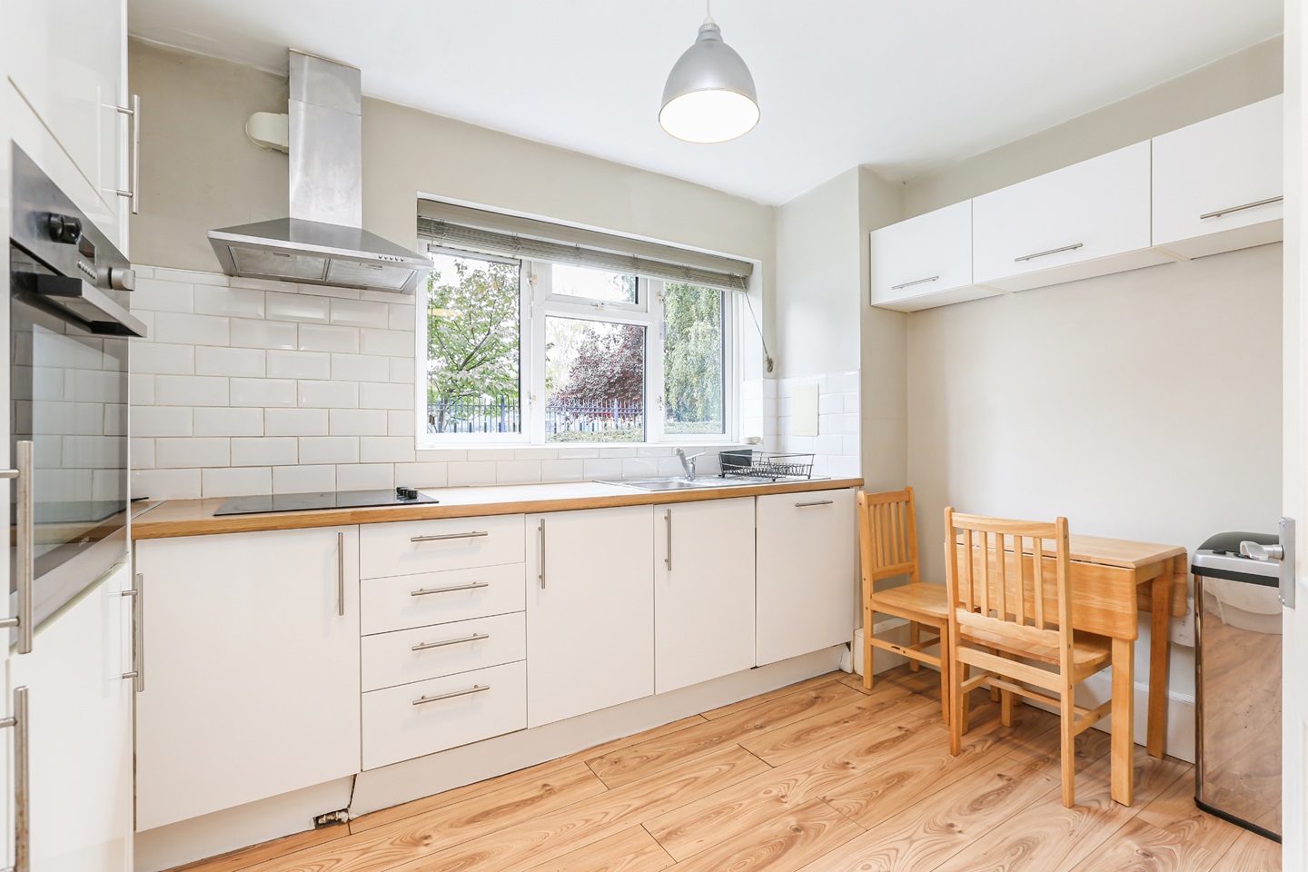 4 Bed Flat, Fender Court, SW4, N1 7GU