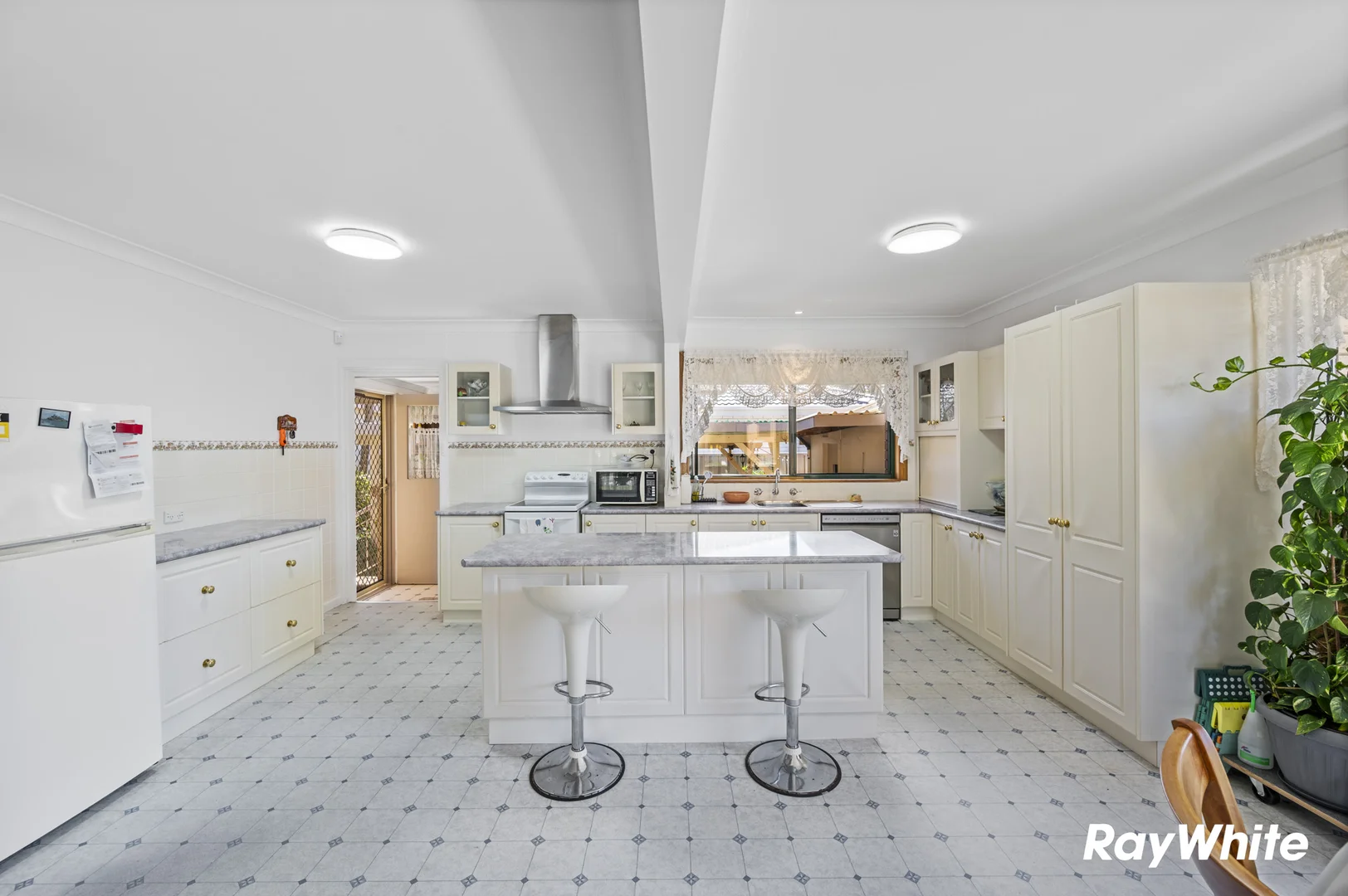 Additional image 3 of 12 Bavarde Avenue, Batemans Bay NSW 2536