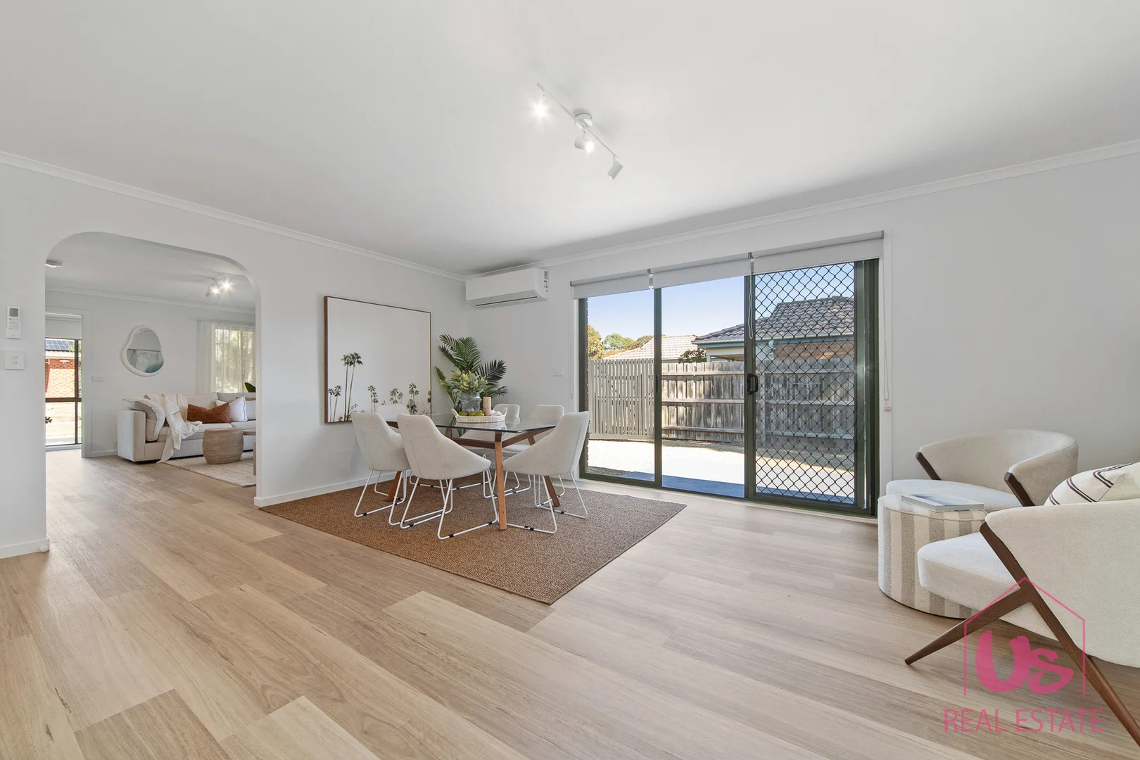 5 Locksley Court, Carrum Downs VIC 3201 photo 2