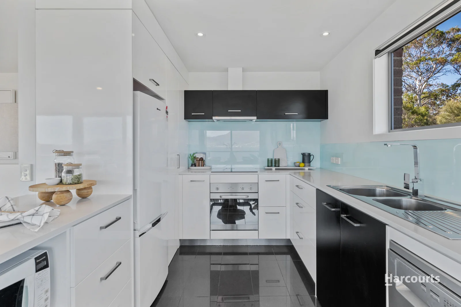 Additional image 5 of 1/746 Oceana Drive, Tranmere TAS 7018