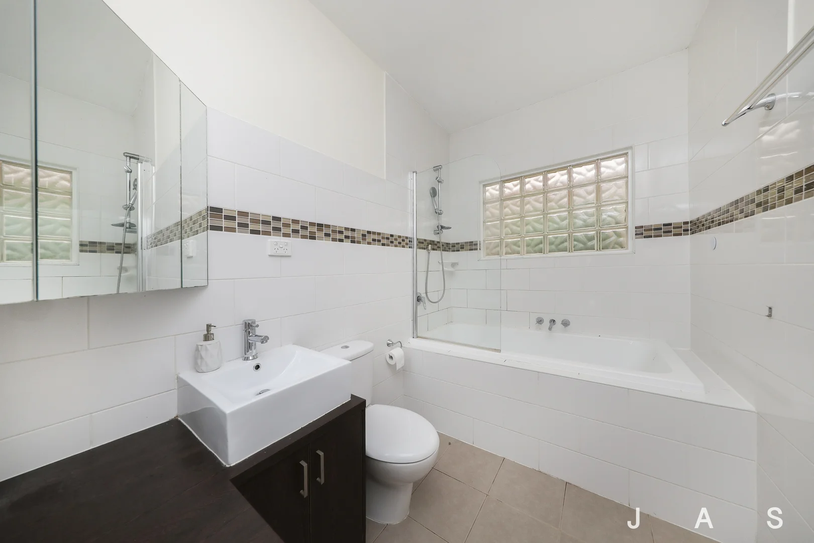 Additional image 11 of 170 Blackshaws Road, South Kingsville VIC 3015