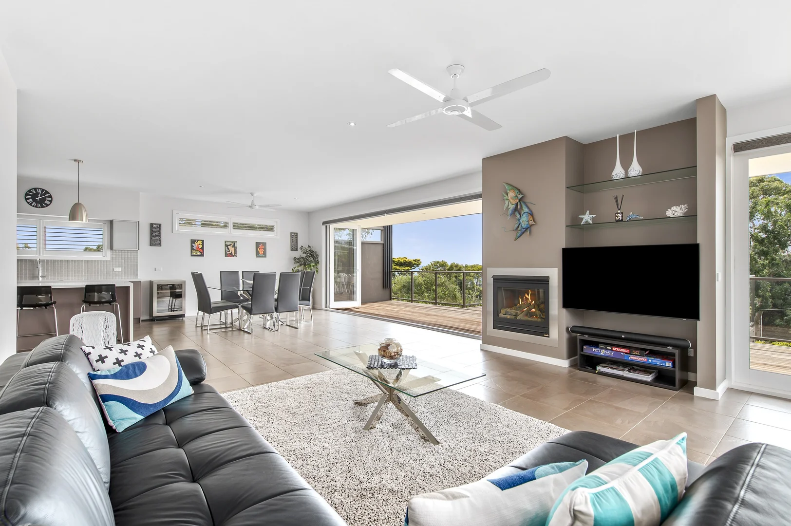 Additional image 4 of 1 View Point Road, McCrae VIC 3938
