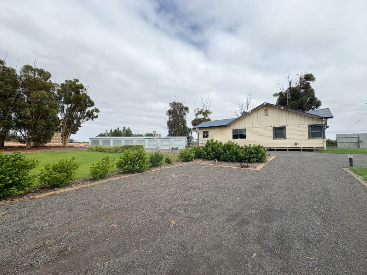 Additional image 3 of 1 Sweetapple Crescent, Lascelles VIC 3487