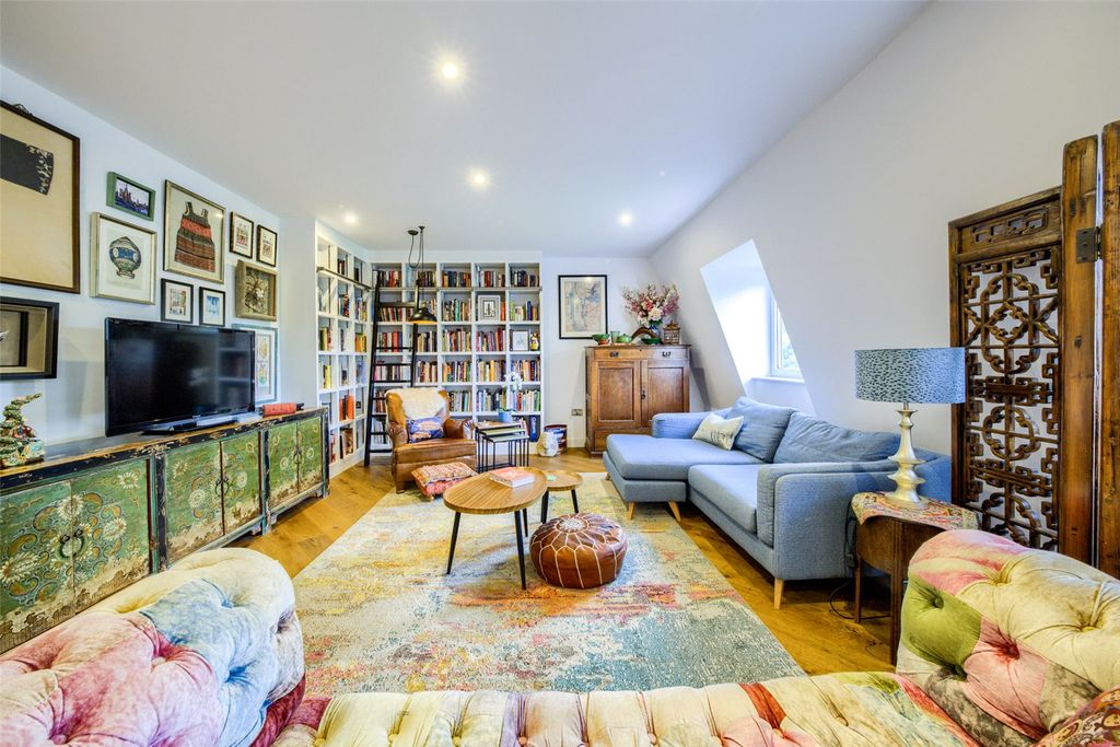 Additional image 4 of 2 bed flat for sale21-23 St. Pauls Square, Jewellery Quarter, Birmingham, West Midlands B3