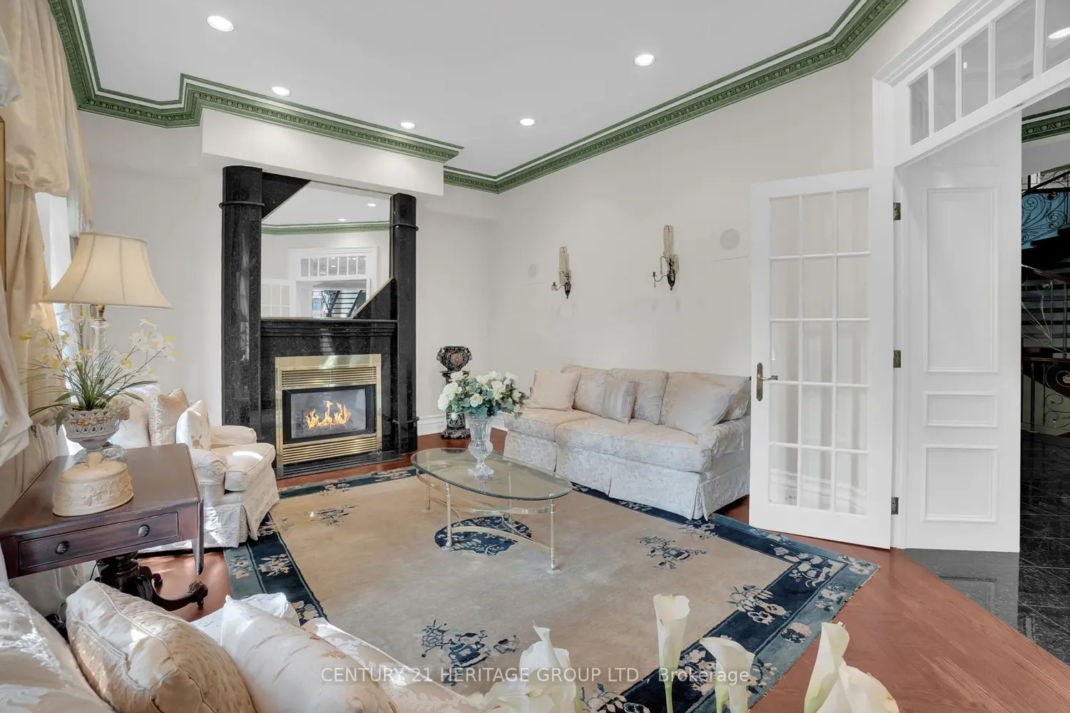 34 Maryvale Crescent photo 4