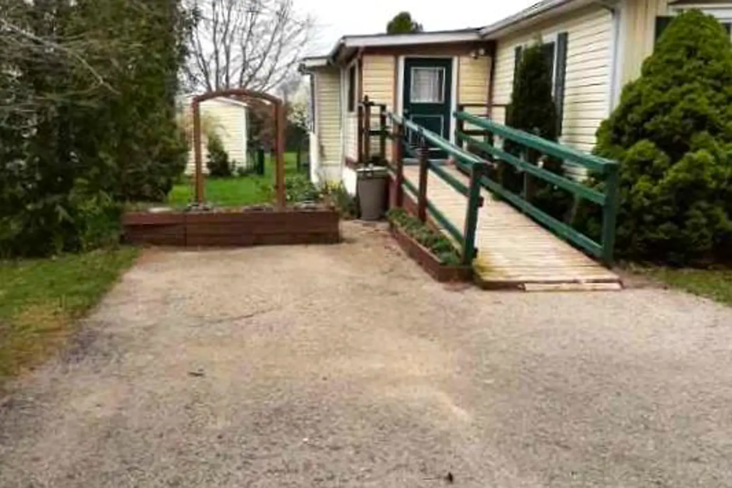 302694 Douglas Street Unit 29