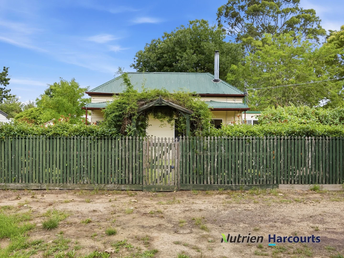 10 Melbourne Road, Yea VIC 3717 photo 2