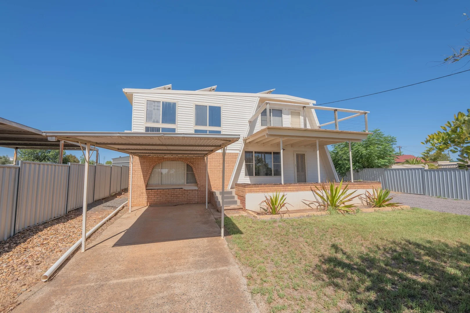 9 Wattle Street, Condobolin NSW 2877