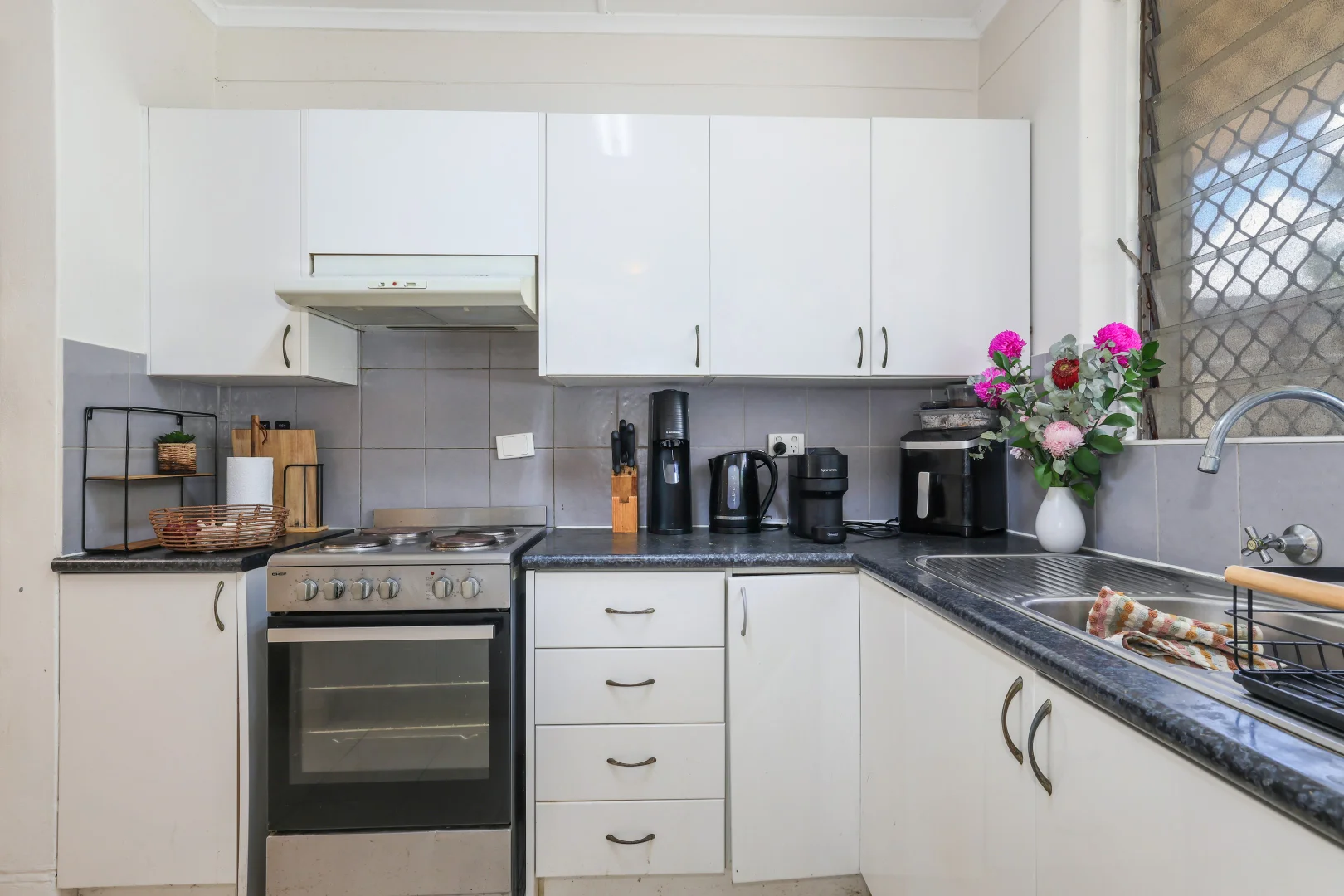 9 Dripstone Road, Alawa NT 0810 photo 5