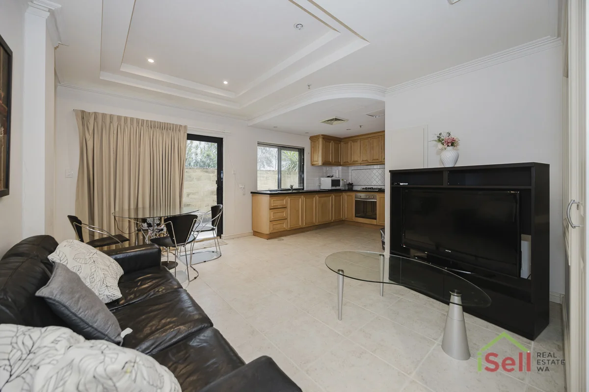 307/2 St Georges Terrace, Perth WA 6000 photo 5