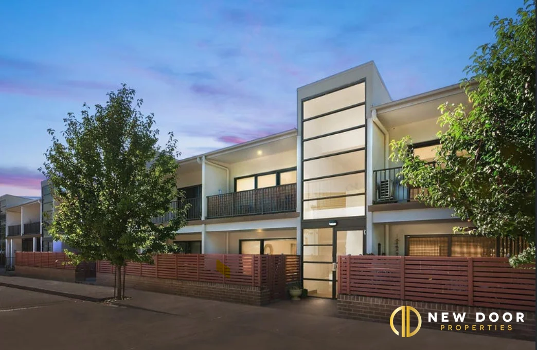 2/39 Jerrabomberra Avenue, Narrabundah ACT 2604