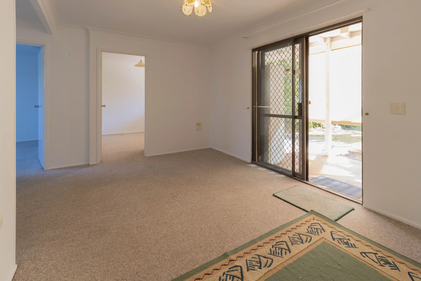 Additional image 4 of 1/22 Urangan Street, Torquay QLD 4655