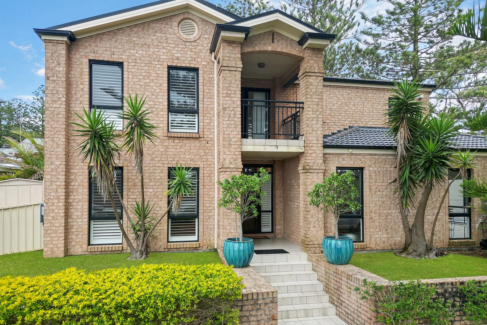 6 Kerle St, Redhead NSW 2290