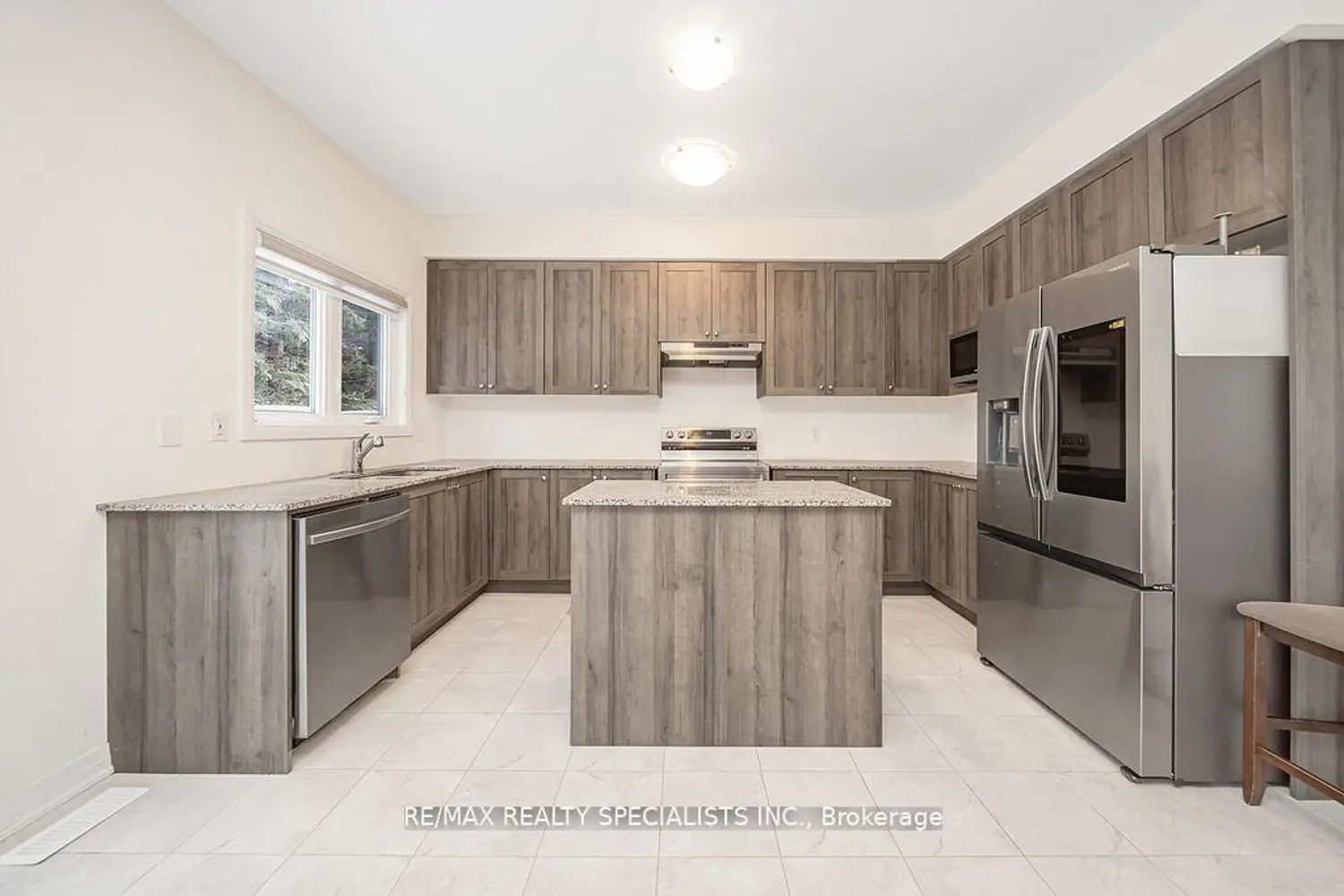 Additional image 4 of 161 Dingman Street