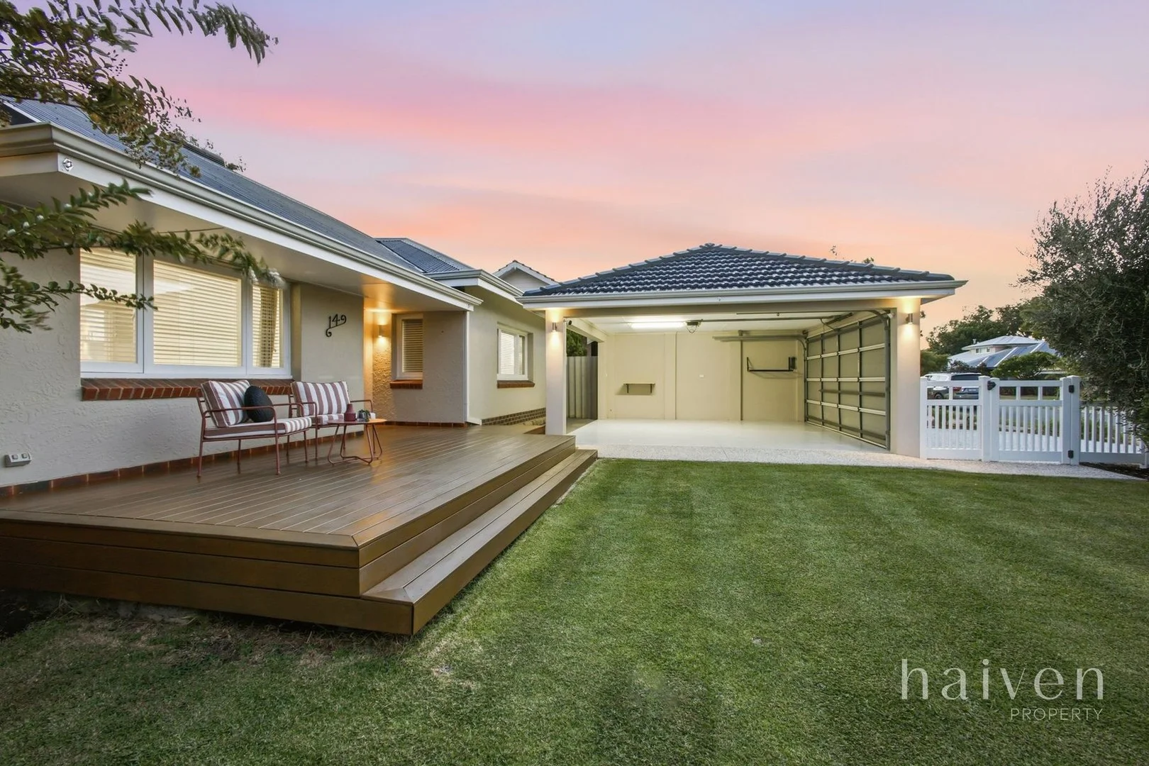 14 Holman Street, Melville WA 6156