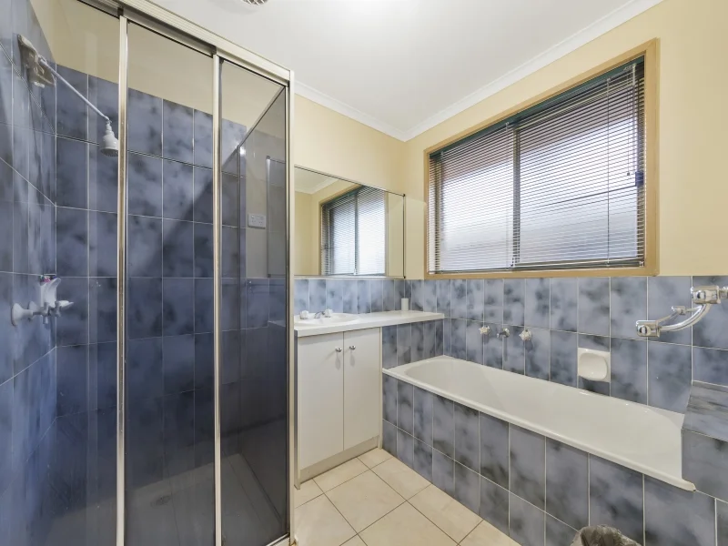 39 Bethany road, Hoppers Crossing VIC 3029 photo 2