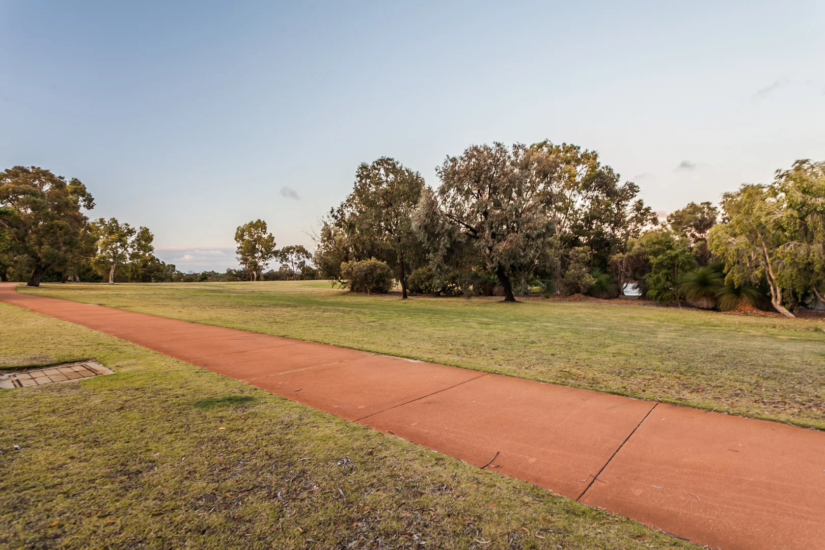 Additional image 10 of 68 Ten Seldam Cir, Winthrop WA 6150