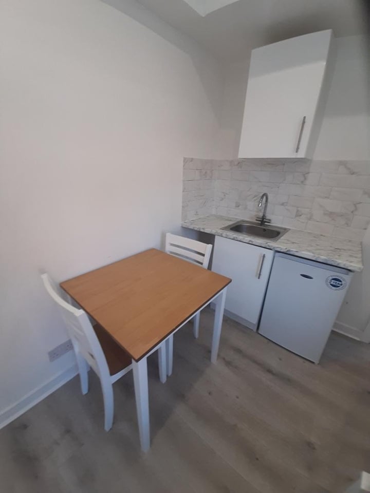 Additional image 4 of Studio Flat, Tachbrook Street, SW1V, N1 7GU