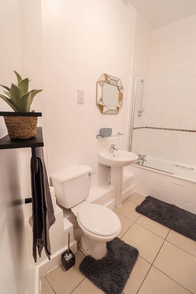 Additional image 10 of 2 Bed Flat, Denmark Road, SE5, N1 7GU
