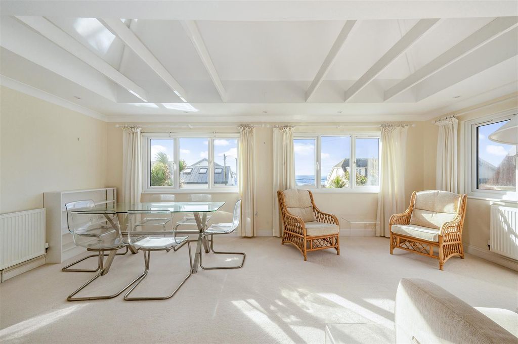 2 bed flat for saleMarine Close, West Wittering, Chichester PO20 photo 5