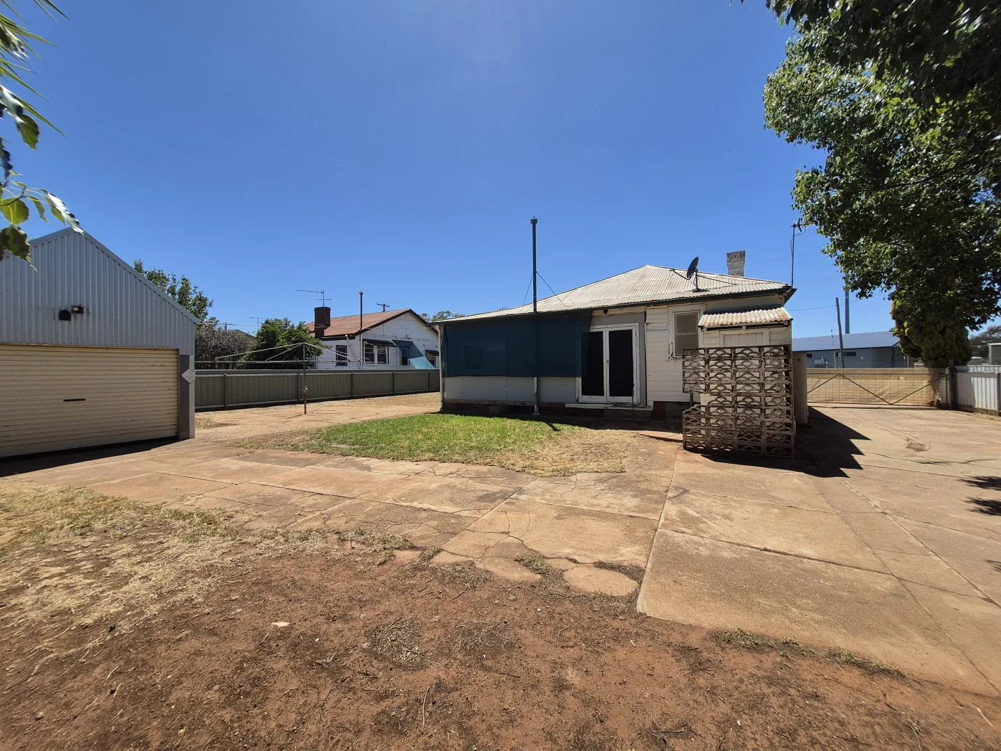 Additional image 12 of 74 Gallipoli St, Temora NSW 2666