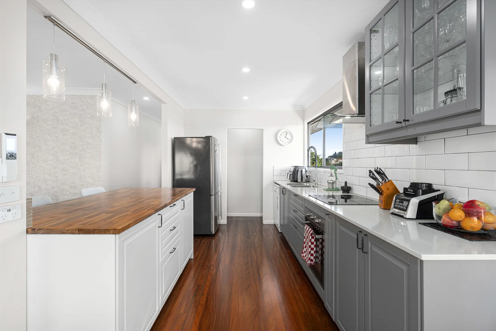 Additional image 3 of 22 Leadale Street, Wynnum West QLD 4178