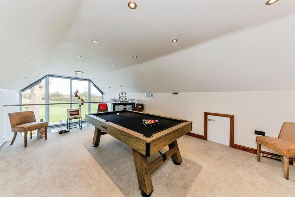 5 bed detached house for saleMarsh Lane, Grainthorpe, Louth LN11 photo 5
